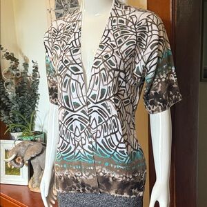NWT northern reflections size small Stylish Women's Patterned Top